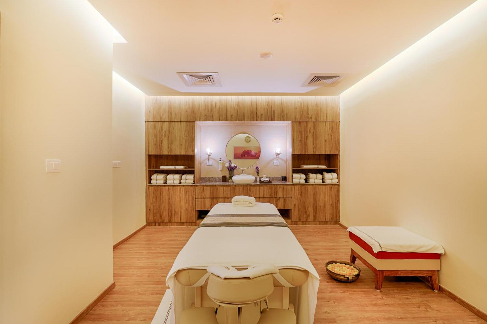 Club Mahindra Golden Landmark, Mysuru Eksteriør bilde